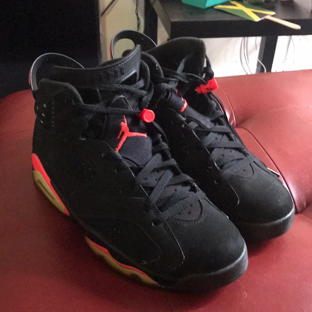 Jordan 6 Retro Infrared Black